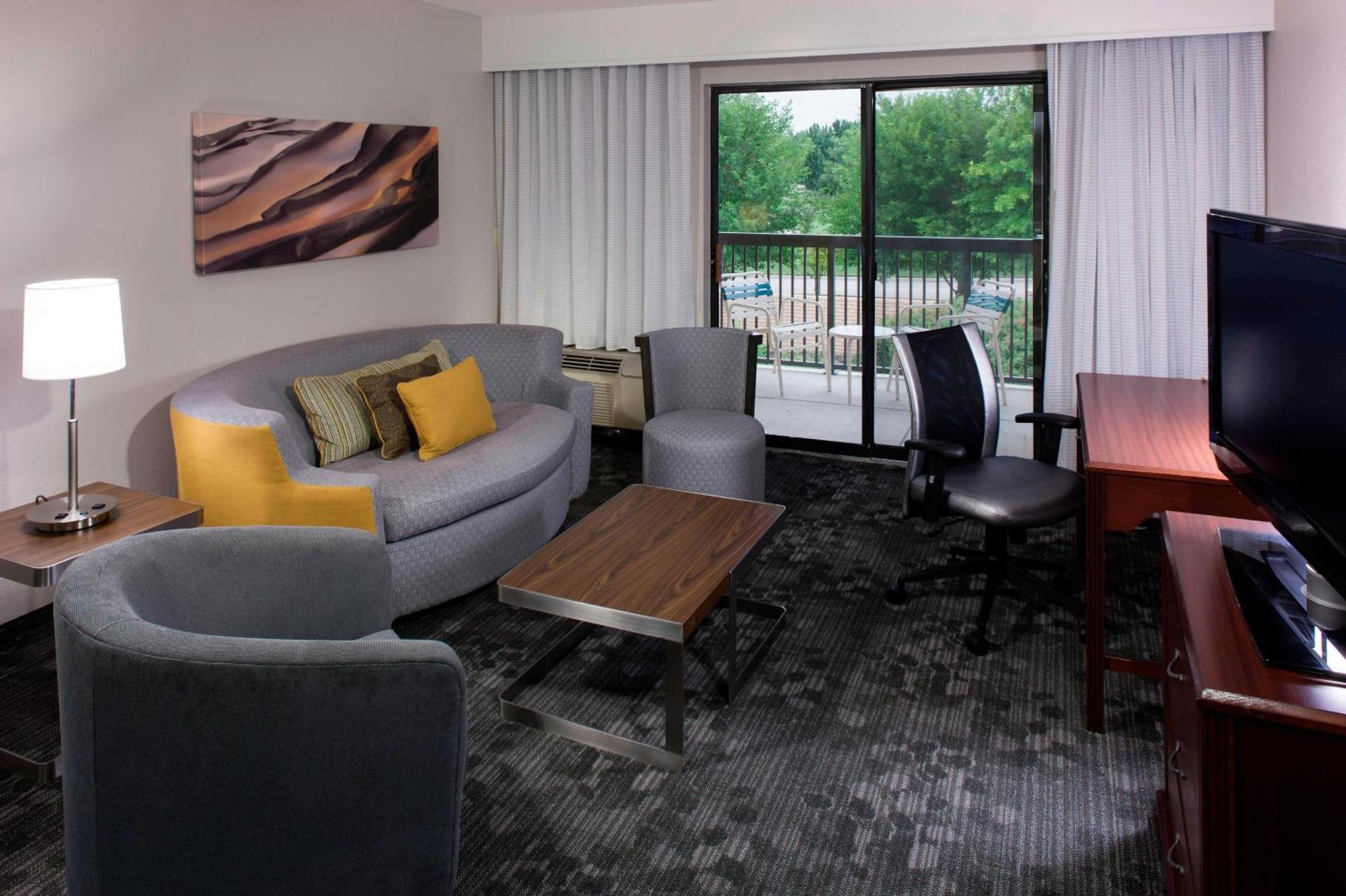 Courtyard By Marriott Wichita East Hotel Luaran gambar