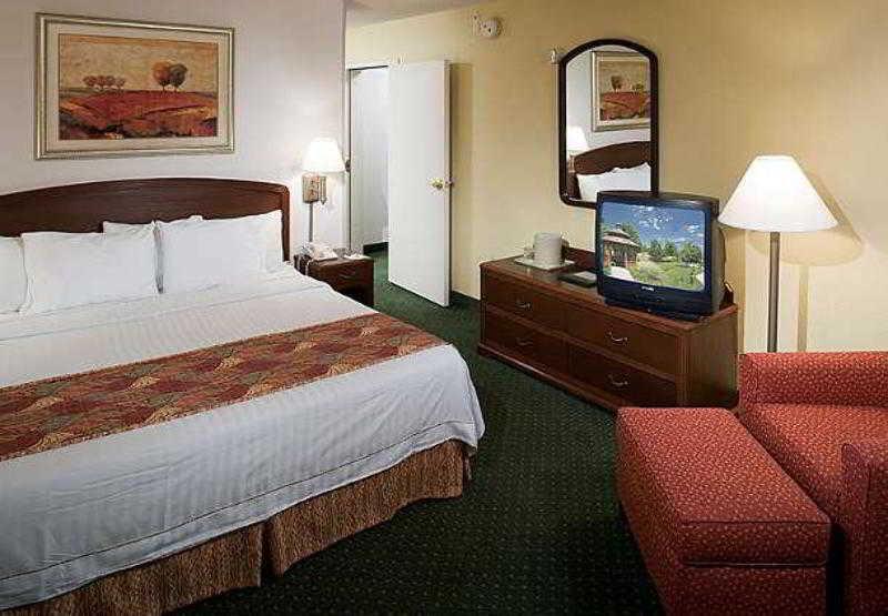 Courtyard By Marriott Wichita East Hotel Luaran gambar