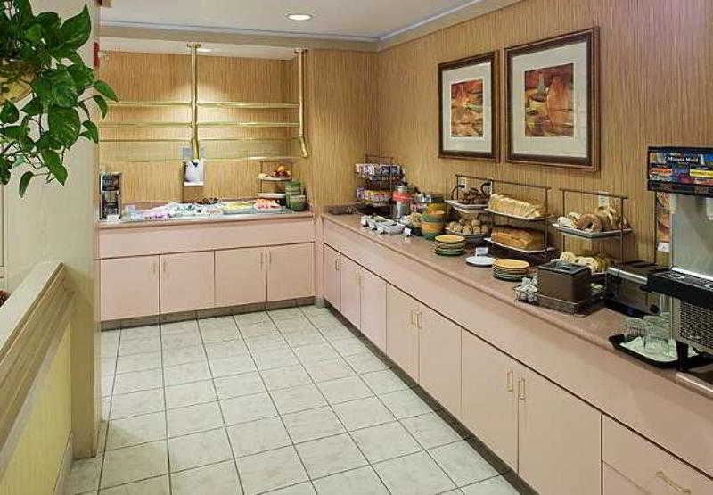 Courtyard By Marriott Wichita East Hotel Luaran gambar